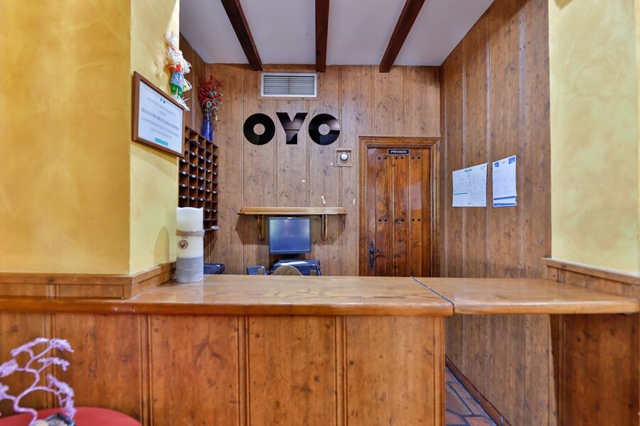 Hostal Alfonso XI Γουαδελούπη Εξωτερικό φωτογραφία